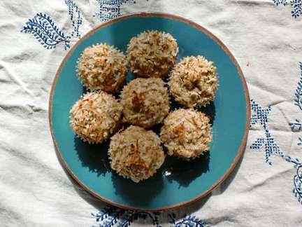 coconut lime muffin recipe, sugarless version