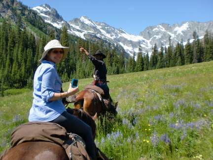 trail to Entiat Glacier