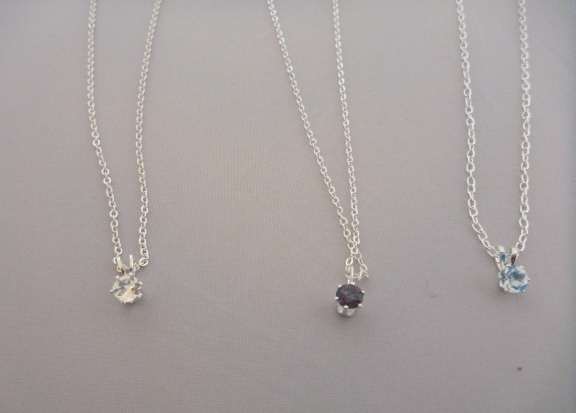 collecting free jewelry on a cruise