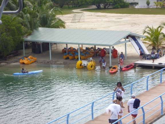 Mahogany Bay Isla Rotan Honduras