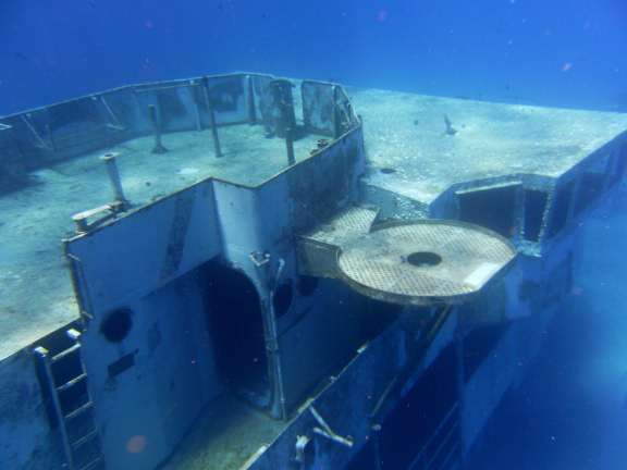 sunken ship Grand Cayman, USS Kittiwake