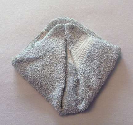 making animal head from washcloth