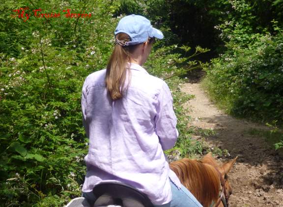trail riding with flexi clip in pony tail