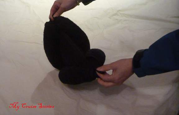 making a towel animal body