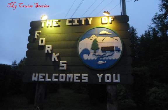 Forks welcome sign