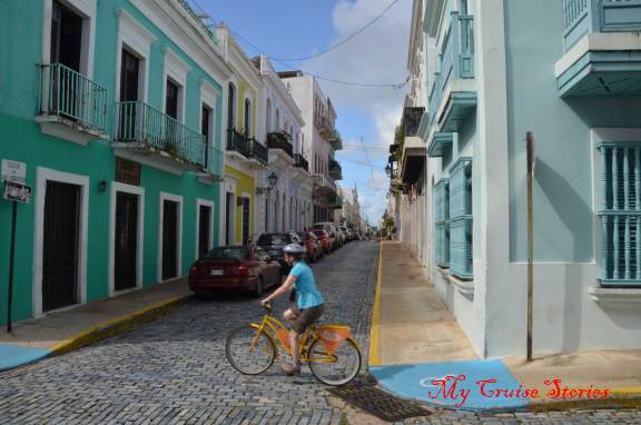 San Juan DSC_0611 Blue Brick Road, San Juan Puerto Rico