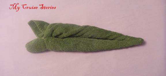 use hand towels to make head and tail