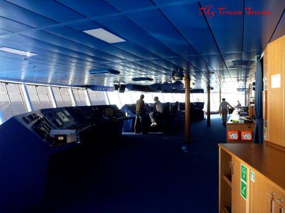 bridge on Carnival Breeze