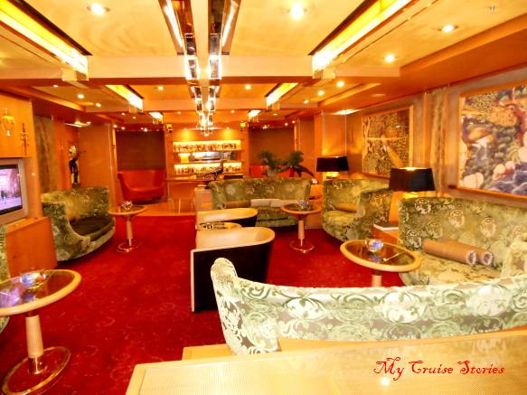 private lounge for suite guests