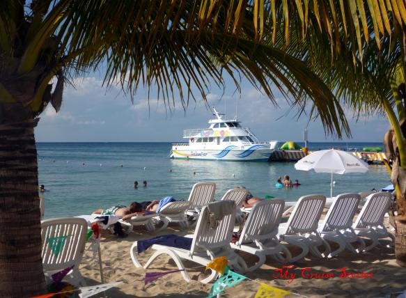 Playa Mia beach park