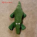 how to fold a towel crocodile