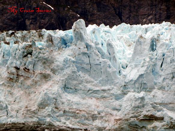 glacier watching in Alaska