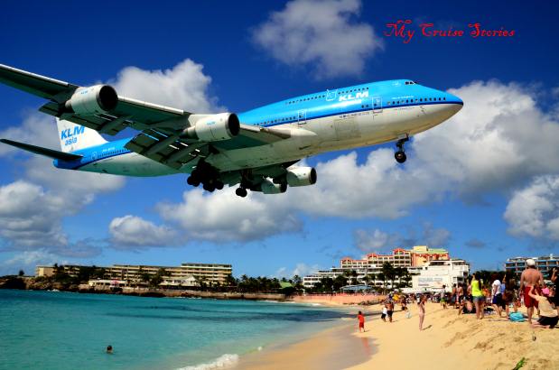 people go to Maho Beach to get pictures of these large jets overhead
