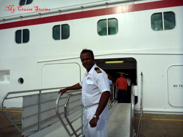 if you're late on a ship's excursion they'll wait