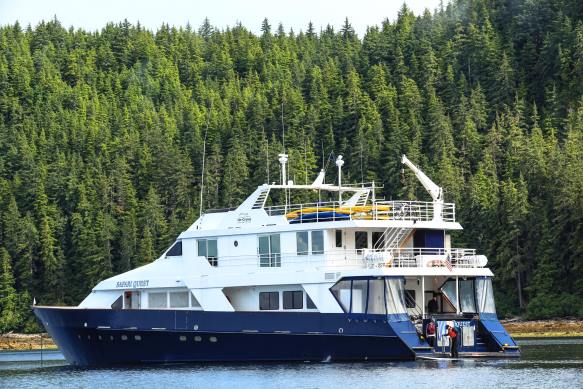 Safari Quest of Un-Cruise Adventures yacht cruises