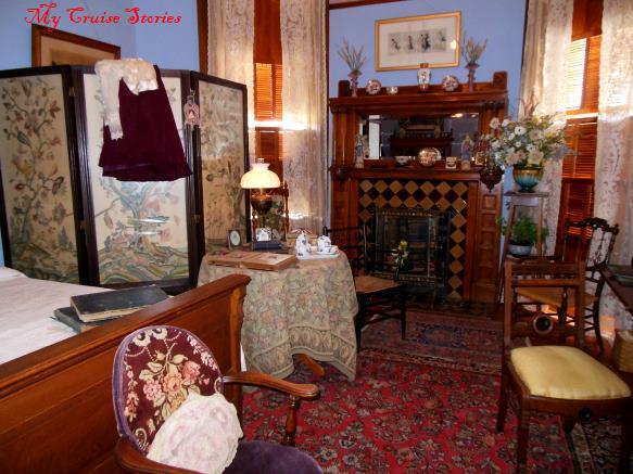 rooms inside a castle