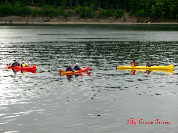 kayaks on the paddle