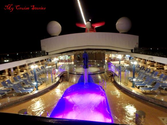 cruise ship pool