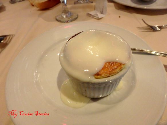 cruise ships have awesome desserts