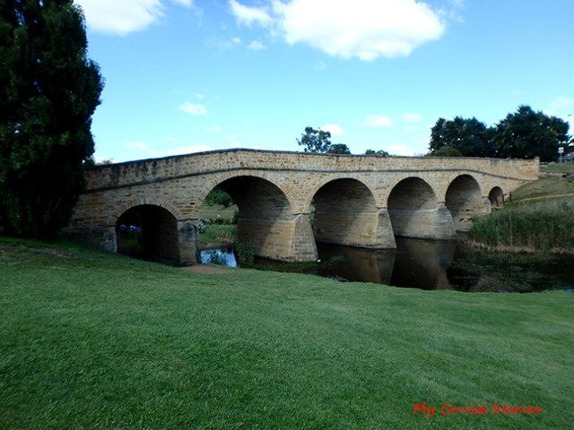 bridge in Tasmania