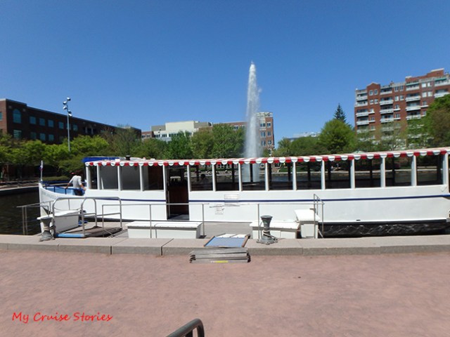 Boston river boat rides