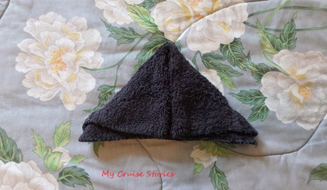 washcloth triangle