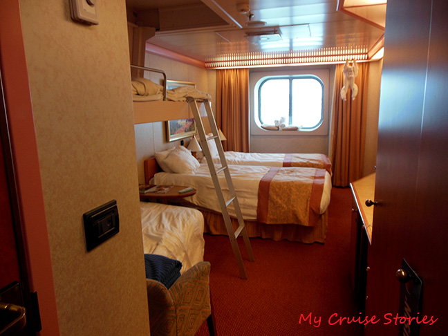 cruise ship cabin