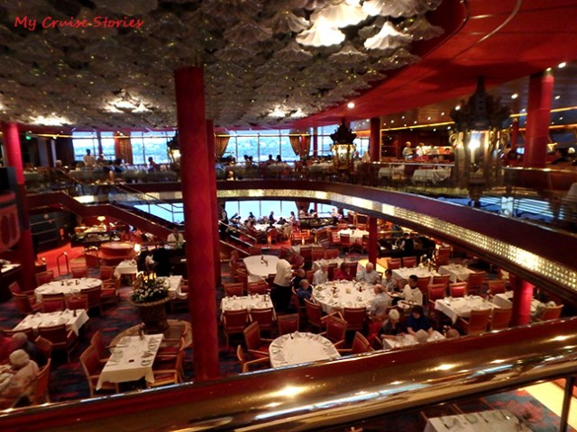 cruise ship dining room