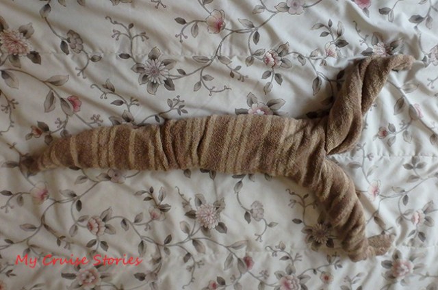 step by step towel animal folding