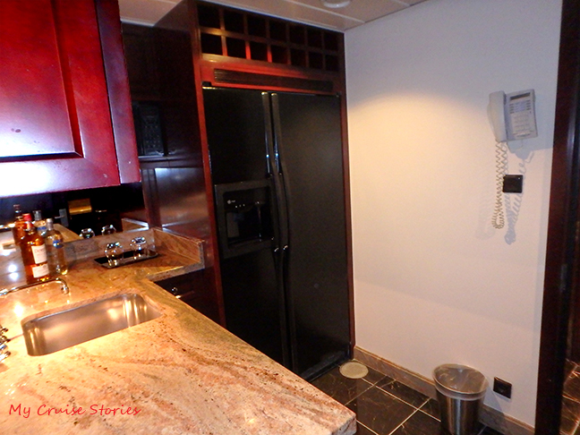 kitchen or butler's pantry