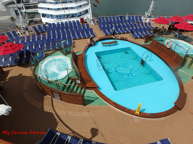 cruise ship pool