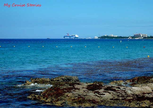 cruise ship in Cozumel