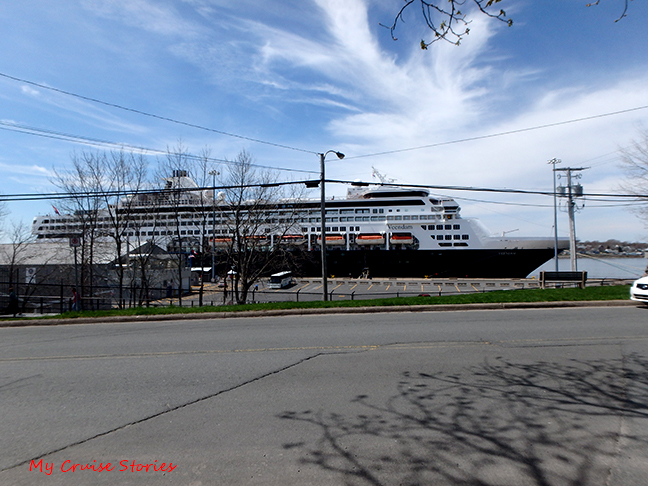 Holland America Veendam