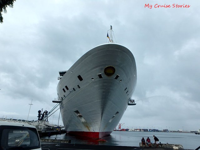 Tahiti cruise port