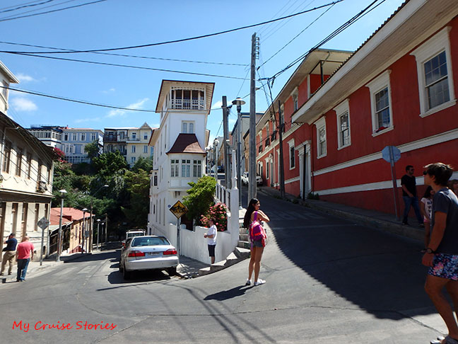 streets of Valparaiso
