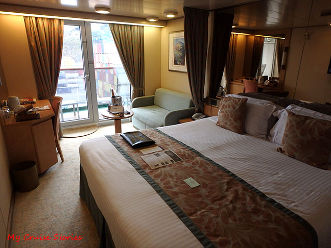 cruise ship cabin