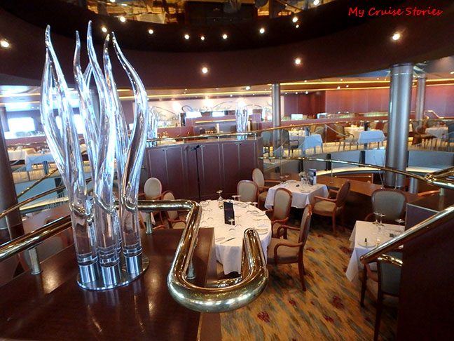 cruise ship dining room