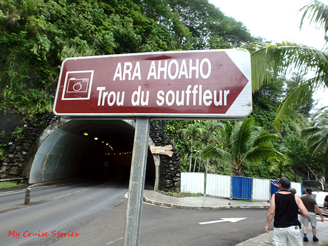 blowhole in Tahiti