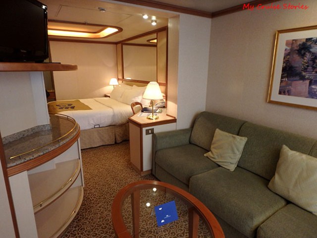cruise ship mini suite