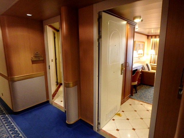 accessible cruise ship cabins