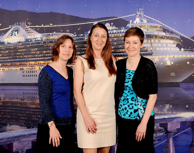 ship's photo - formal night