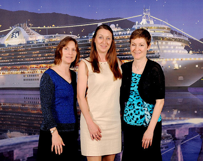 ship's photo - formal night