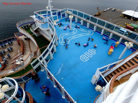 Princess dining room dress code | Cruise Stories