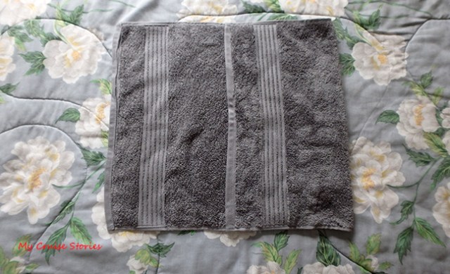 how to fold a towel bear