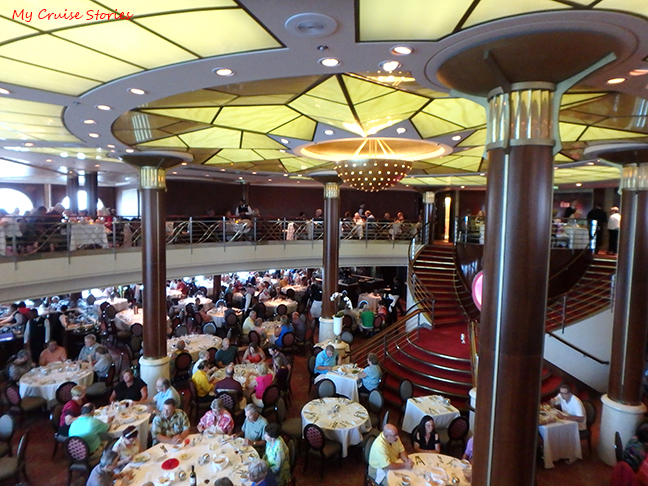 Infinity dining room