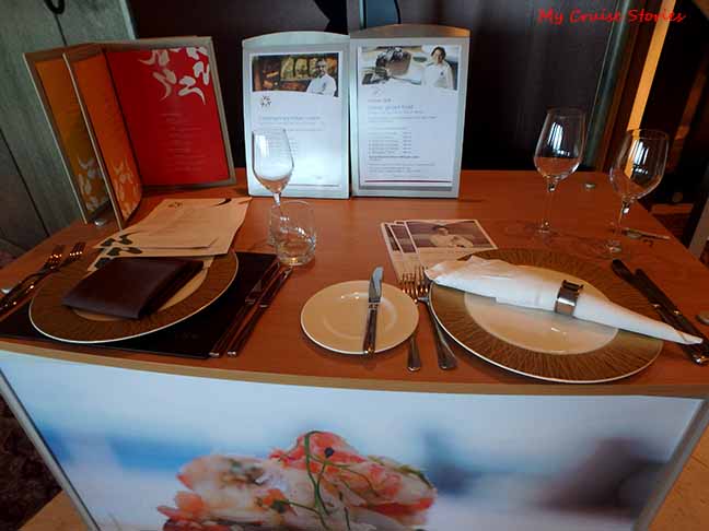 cruise ship premium restaurant