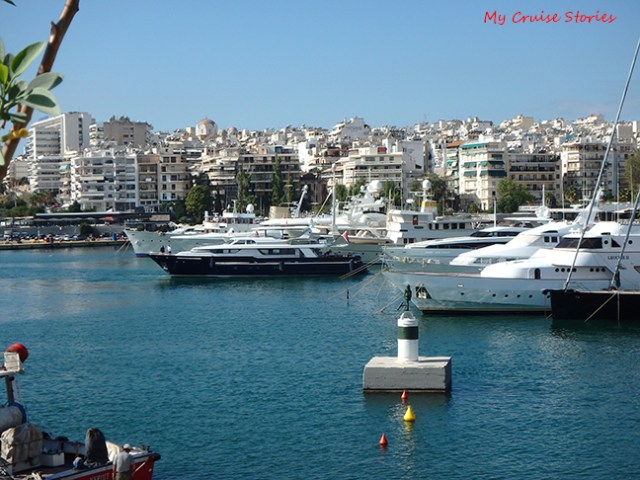 Piraeus marina