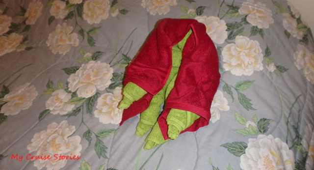 making a towel Grinch