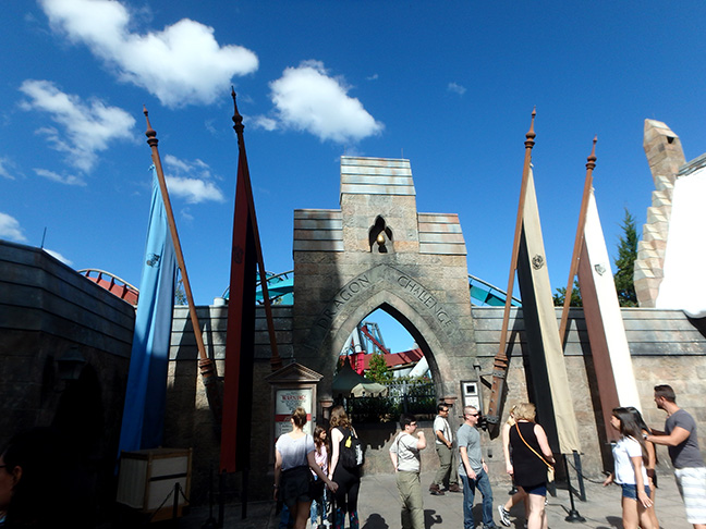 dragon shaped roller coasters