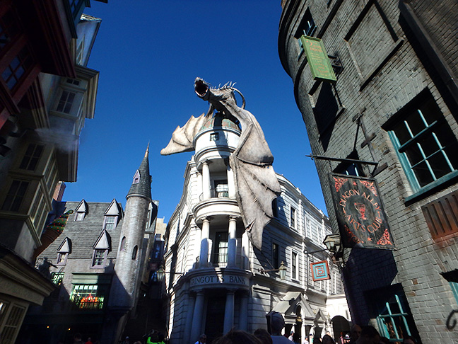 Escape from Gringotts ride